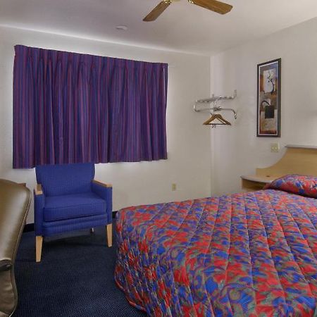 Red Roof Inn 샌타페이 객실 사진