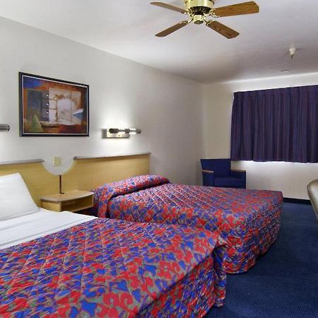 Red Roof Inn 샌타페이 객실 사진